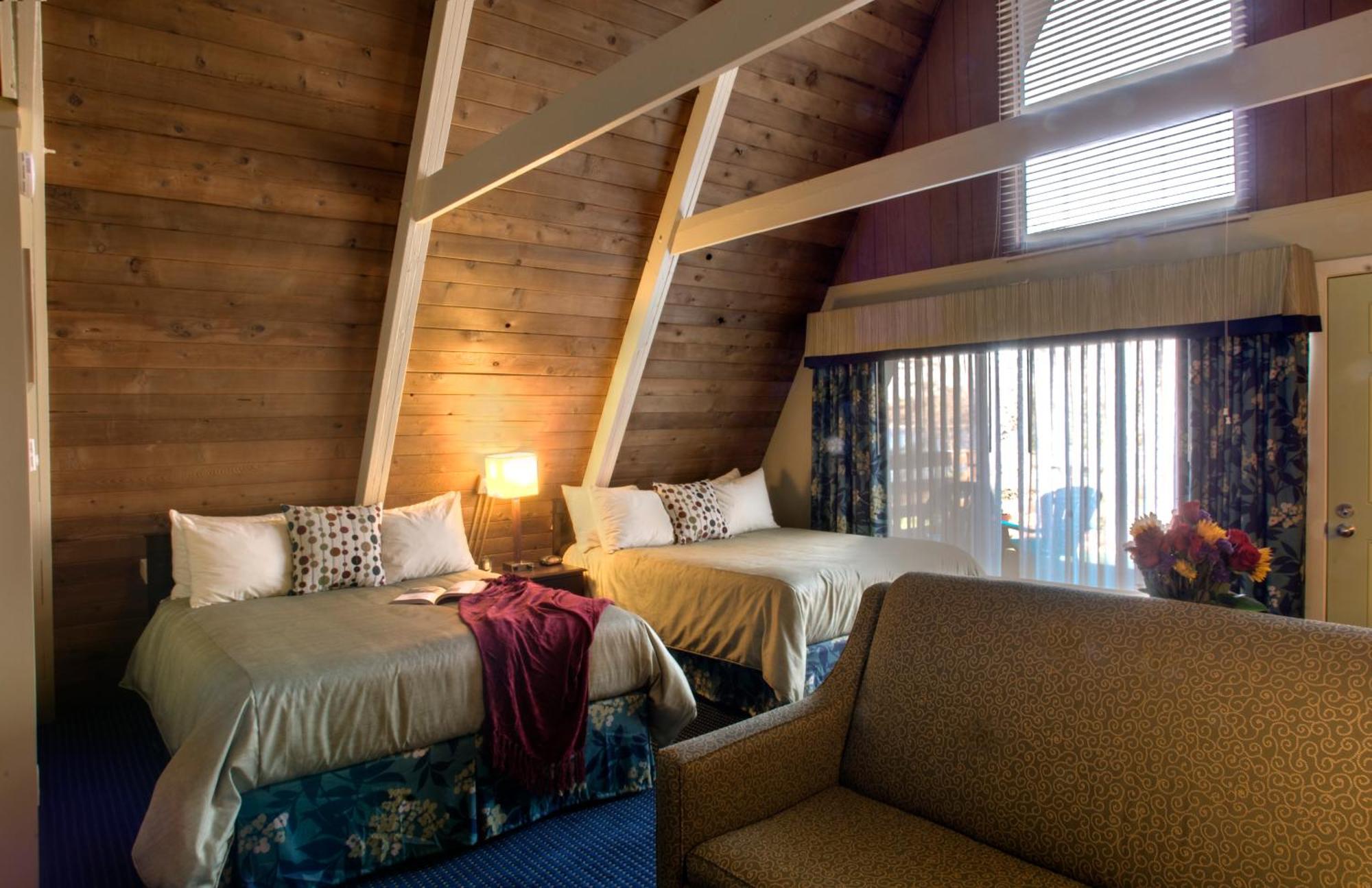 Inn At Deep Creek Окленд Экстерьер фото