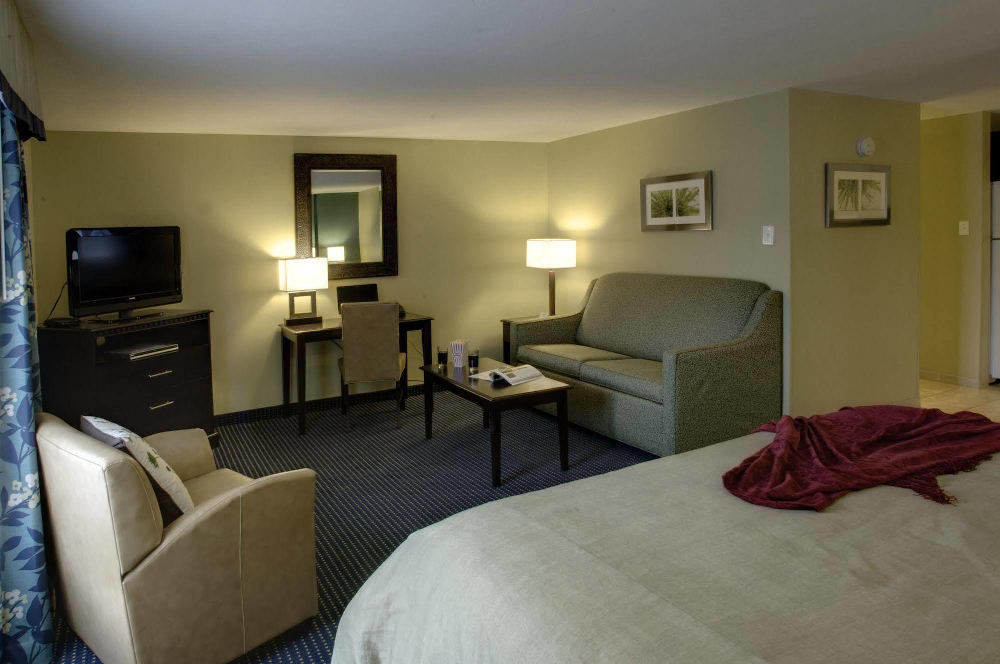 Inn At Deep Creek Окленд Экстерьер фото